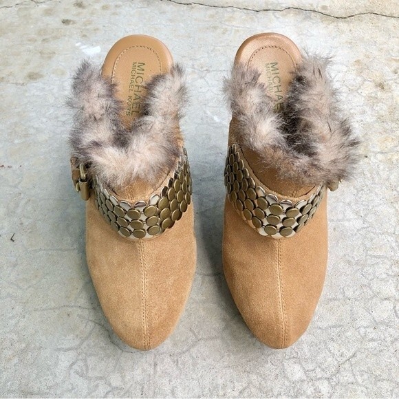 Michael Michael Kors Studded Mules Clogs Faux Fur Trim Tan Light Brown Suede 8 - Picture 3 of 8